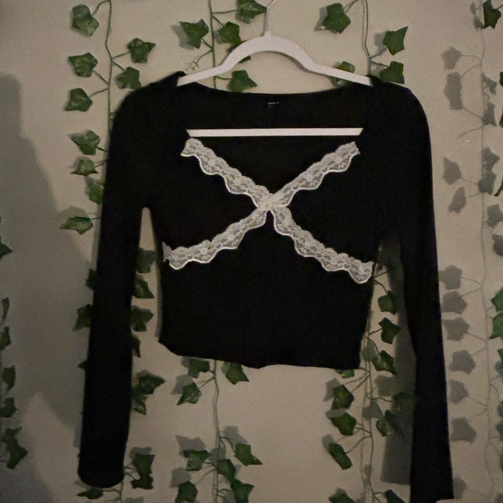 simple elegant top.